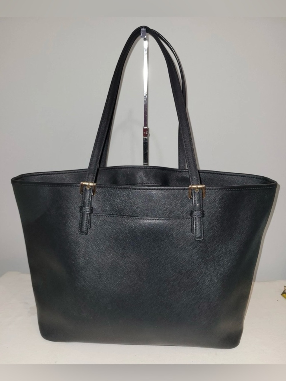 Michael Kors Jet Set Travel Black Saffiano Leather Tote with Gold Accent - Picture 2 of 16